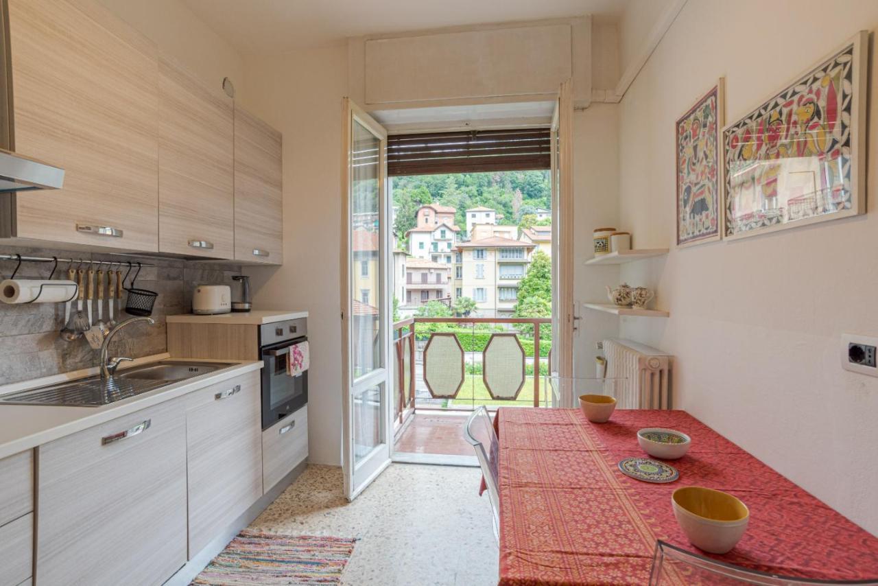 Lovely & Quiet Apartment - With Balcony & Parking Como Exteriör bild